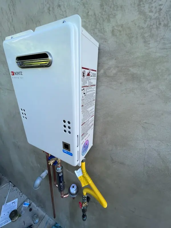 Tankless water heater installation for Bella Vista homes